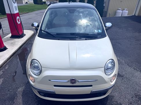 Used 2012 FIAT 500 Lounge Hatchback FWD image 2