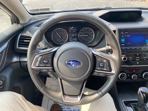 Used 2022 Subaru Crosstrek 2.5i Limited image 10