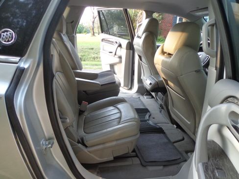 Used 2014 Buick Enclave FWD Premium image 11