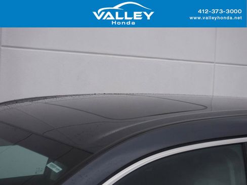 Used 2023 Honda CR-V EX image 3