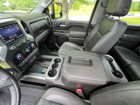 Used 2022 Chevrolet Silverado 3500 LTZ image 78