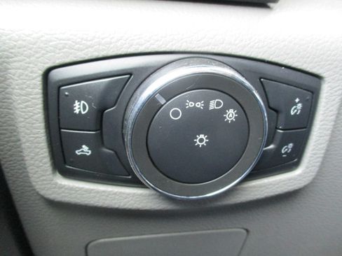 Used 2017 Ford F150 STX image 55