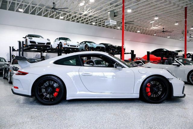 Used 2018 Porsche 911 GT3 RWD image 12
