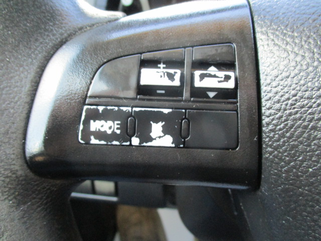 Used 2014 MAZDA MAZDA5 Sport FWD image 27