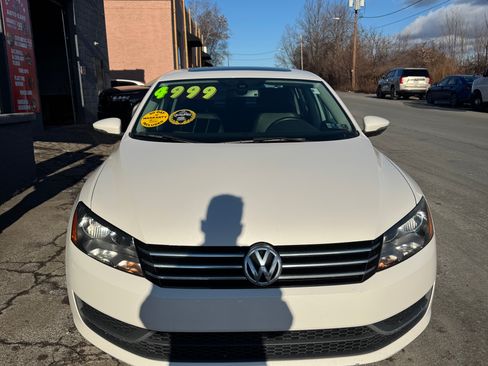 Used 2012 Volkswagen Passat 2.5 SE image 1