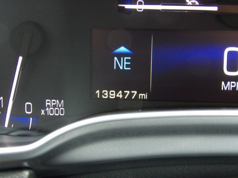 Used 2014 Cadillac SRX FWD Luxury image 7