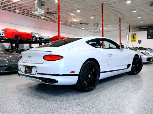 Used 2021 Bentley Continental GT Mulliner AWD/4WD image 12