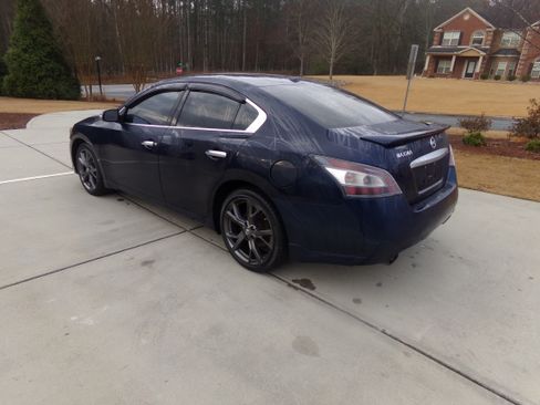 Used 2013 Nissan Maxima SV image 3