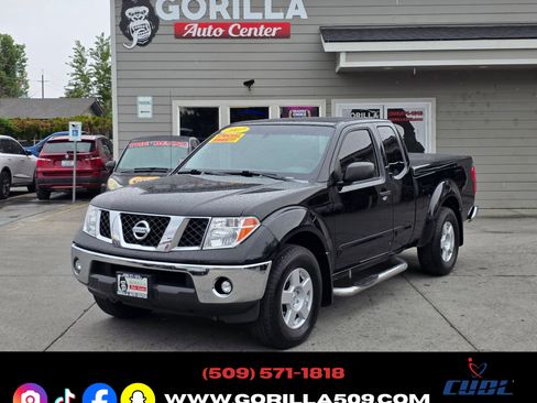 Used 2007 Nissan Frontier 4x4 Crew Cab SE image 3