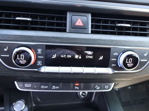 Used 2017 Audi A4 2.0T allroad Premium Plus image 30