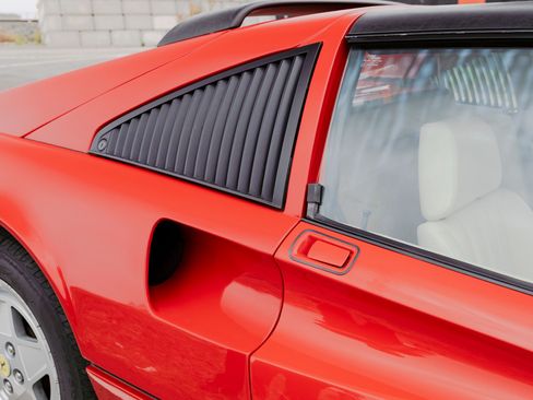 Used 1989 Ferrari 328 GTS image 30