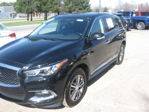 Used 2018 INFINITI QX60 image 1