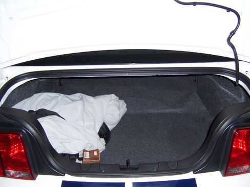 Used 2007 Ford Mustang Shelby GT500 image 3