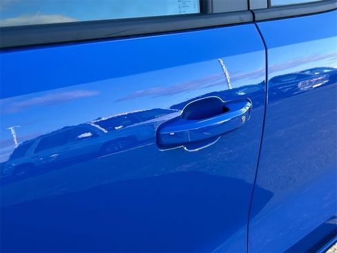 New 2026 GMC Canyon Elevation image 13