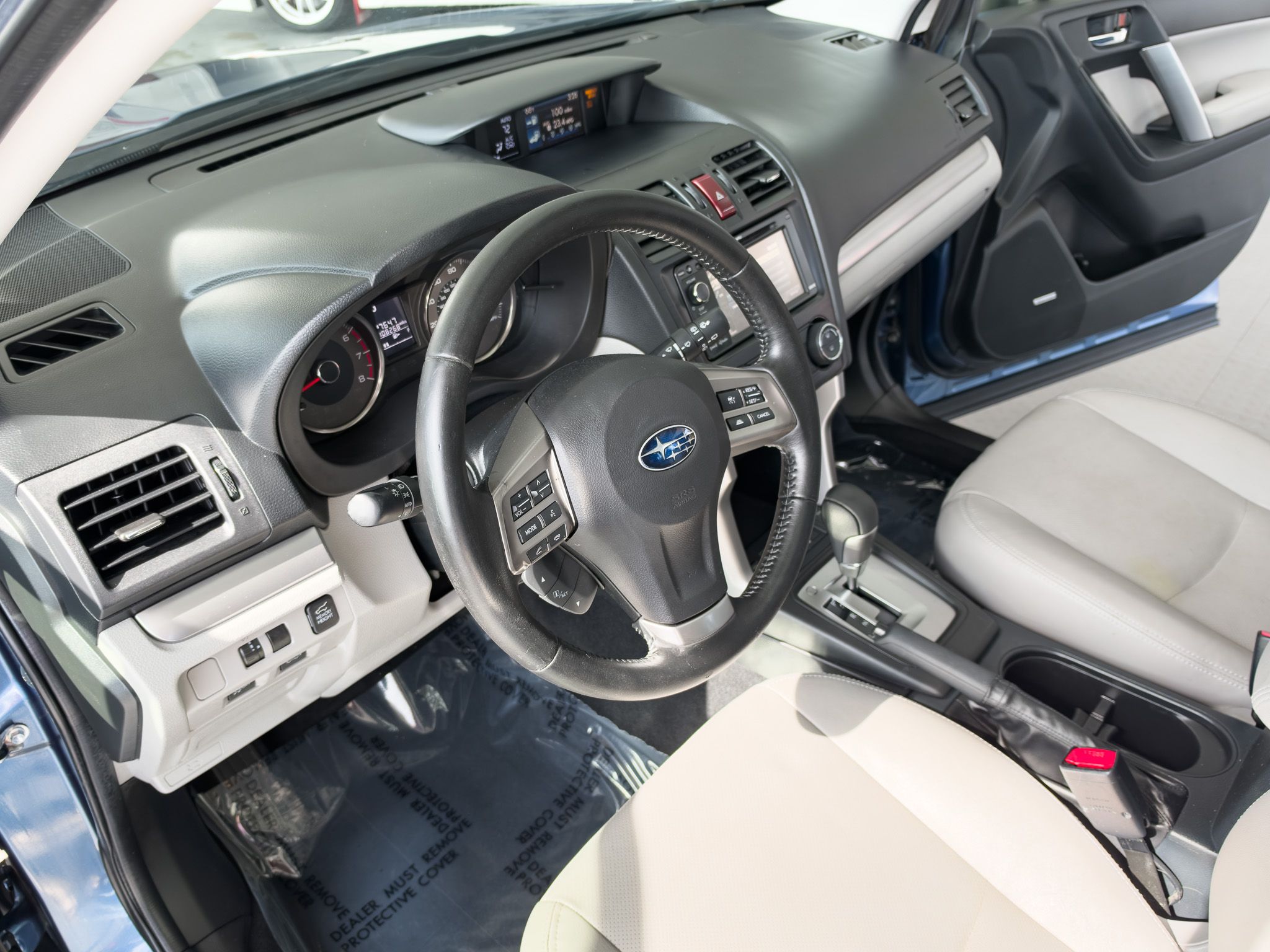 Used 2015 Subaru Forester 2.5i Limited AWD/4WD image 6