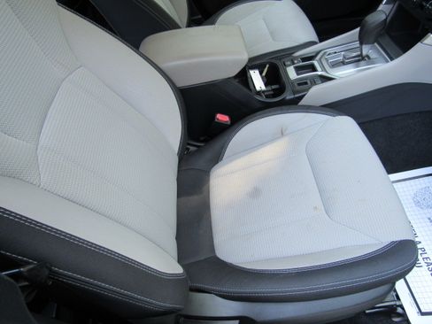 Used 2019 Subaru Forester UNAVAIL AWD/4WD image 32