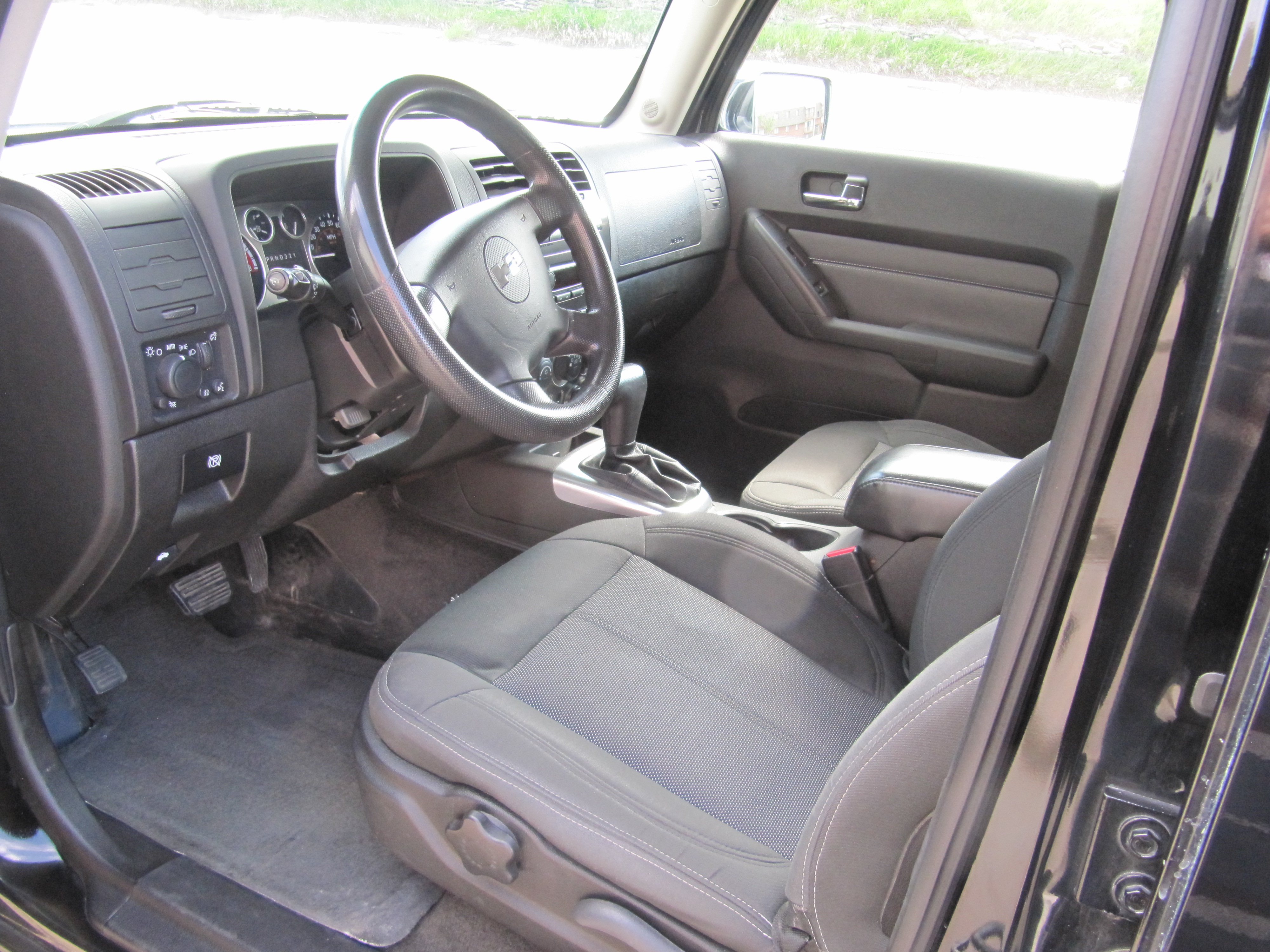 Used 2007 HUMMER H3 Luxury w/ APPEARANCE PACKAGE AWD/4WD image 16