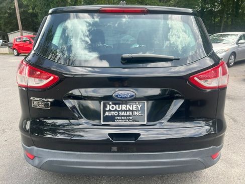 Used 2016 Ford Escape FWD S image 4