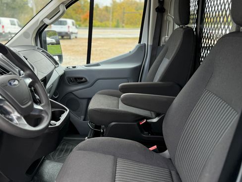Used 2017 Ford Transit 250 image 13