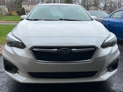 Used 2017 Subaru Impreza 2.0i Premium image 3