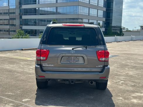Used 2006 Toyota Sequoia Limited image 5