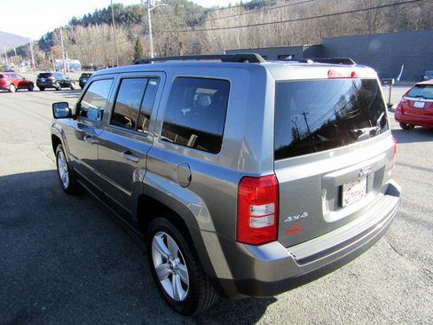 Used 2013 Jeep Patriot Latitude image 8