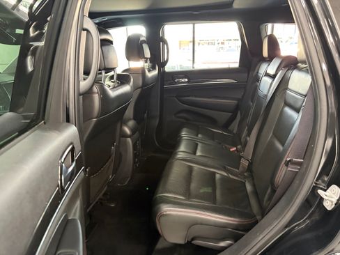 Used 2020 Jeep Grand Cherokee 4WD Trailhawk image 13