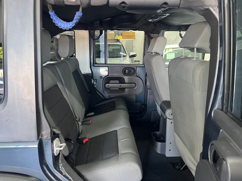 Used 2008 Jeep Wrangler Unlimited X image 15