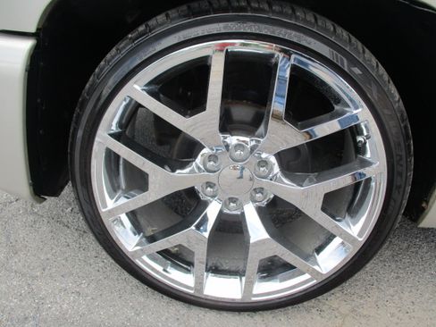 Used 2007 Chevrolet Silverado 1500 2WD Regular Cab LT image 13