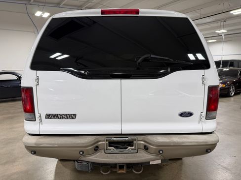 Used 2004 Ford Excursion 4WD Eddie Bauer image 6