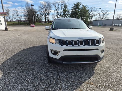 Used 2019 Jeep Compass Limited image 2