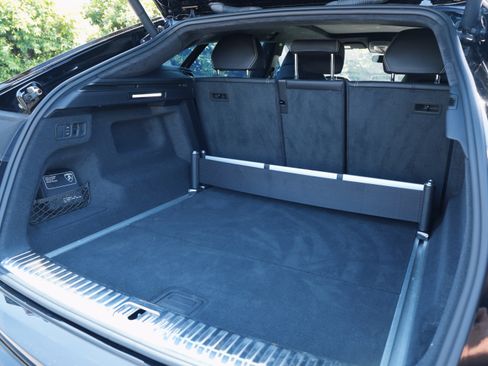 Used 2020 Lamborghini Urus image 17