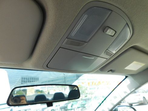 Used 2019 Hyundai Elantra SE image 20