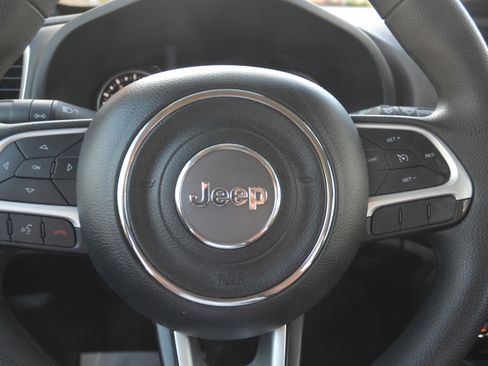 Used 2019 Jeep Renegade 4WD Sport image 12