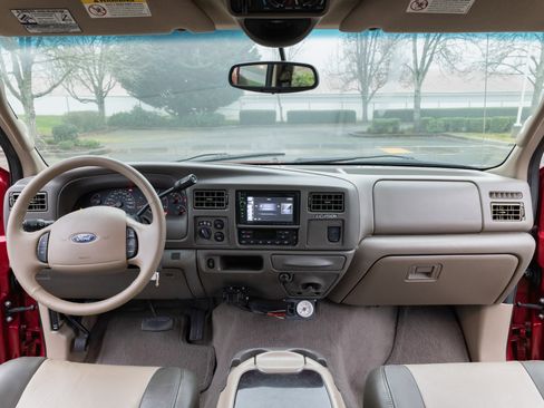 Used 2003 Ford Excursion Eddie Bauer image 25