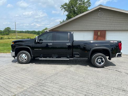 Used 2022 Chevrolet Silverado 3500 LTZ image 48