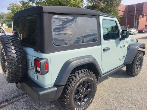 Used 2023 Jeep Wrangler Willys image 5