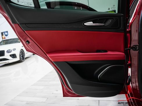Used 2020 Alfa Romeo Stelvio Sport image 52