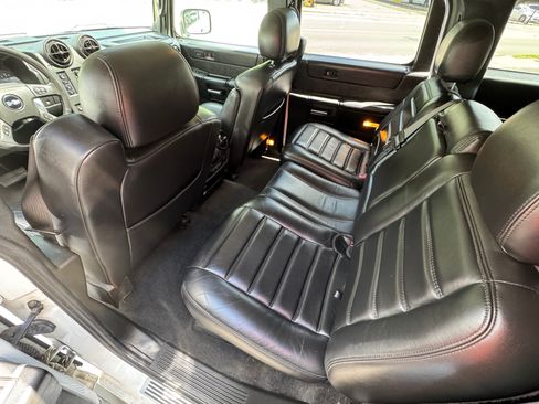 Used 2007 HUMMER H2 image 8