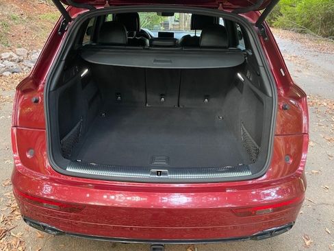 Used 2019 Audi SQ5 Prestige image 12