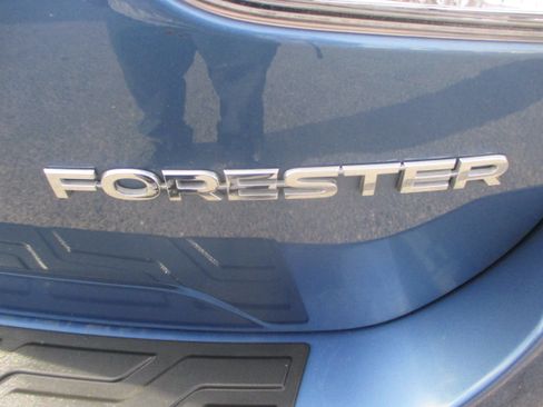 Used 2020 Subaru Forester Limited AWD/4WD image 12