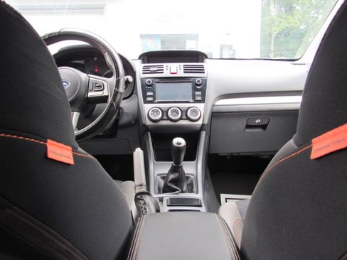 Used 2017 Subaru Crosstrek 2.0i Premium AWD/4WD image 20