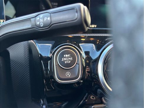 Used 2019 Mercedes-Benz A 220 image 25