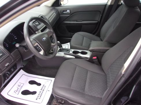 Used 2011 Ford Fusion SE image 5
