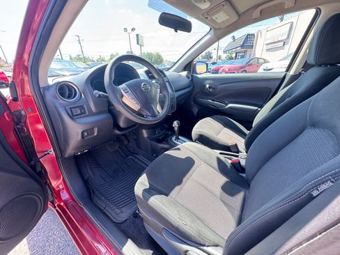 Used 2018 Nissan Versa SV FWD image 16