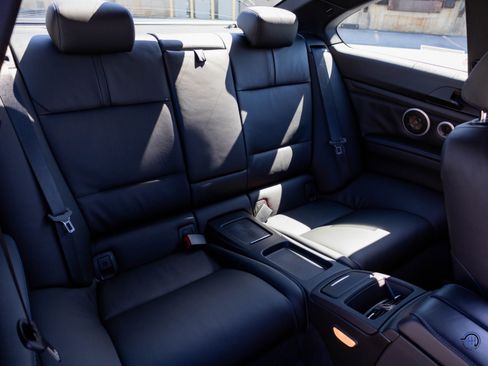 Used 2013 BMW M3 Competition image 66