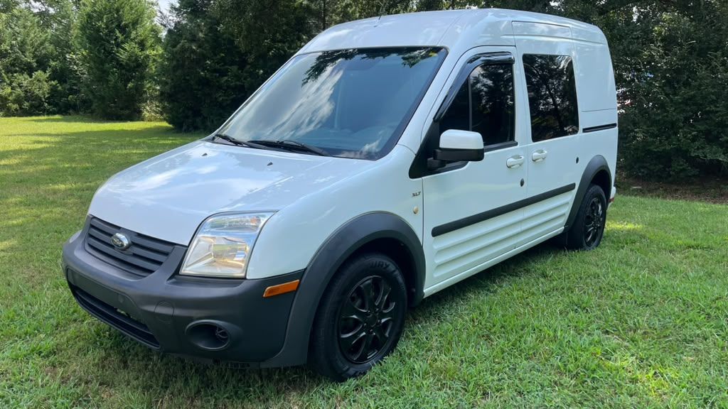 Used 2013 Ford Transit Connect XLT Wagon FWD image 1