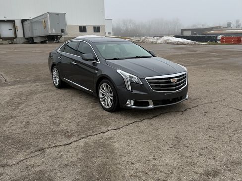 Used 2019 Cadillac XTS Luxury image 1