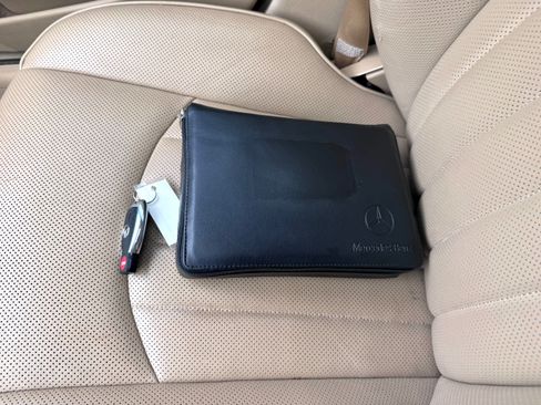 Used 2008 Mercedes-Benz CLS 550 image 26