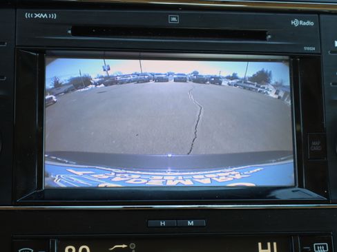 Used 2015 Toyota Avalon Limited image 28